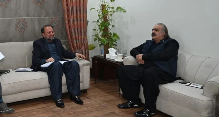 آئی جی پختونخوا کا وزیراعلیٰ کو خط، صوبے کو ہارڈ ایریا قرار دیکر پولیس کی تنخواہیں بڑھانے کا مطالبہ