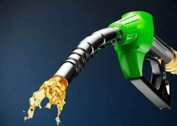 حکومت کا آئندہ 15 روز کیلئے پیٹرولیم مصنوعات کی قیمتوں میں کمی کا اعلان