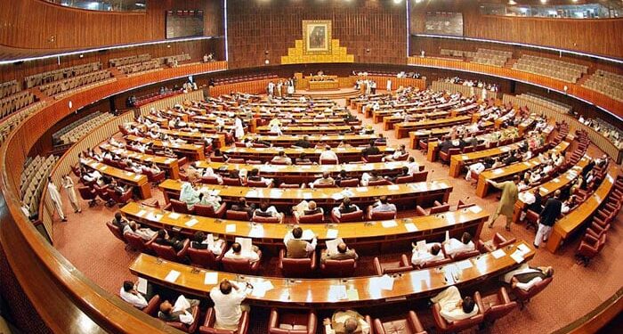 گوشواروں کی تفصیلات جمع نہ کرانے پر 10 سابق ارکان قومی اسمبلی نااہل قرار