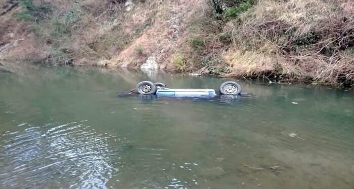 مالاکنڈ میں کار حادثے کا شکار ہوکر نہر میں جا گری، 5 افراد جاں بحق