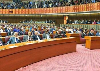 قومی سلامتی کی پارلیمانی کمیٹی کا بند کمرہ اجلاس شروع، سیاسی و عسکری قیادت شریک