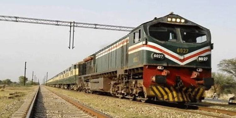 کوئٹہ سے دیگر صوبوں کیلئے ٹرین سروس 13 ویں روز بھی معطل