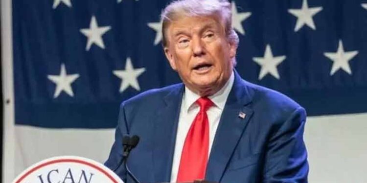 روس یوکرین جنگ کے خاتمے کیلئے ہر ممکن کوشش کریں گے: ٹرمپ