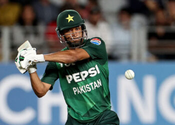 حسن نواز کی 44 گیندوں پر شاندار سنچری، کیویز کو شکست، تیسرا ٹی 20 شاہینوں کے نام