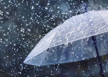 ملک کے مختلف علاقوں میں گرج چمک کے ساتھ تیز بارش کی پیشگوئی