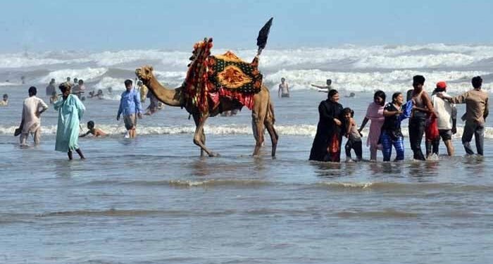 کراچی: گرمی کی شدت میں کمی کا امکان