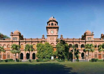پنجاب یونیورسٹی کی کروڑوں روپے کی بجلی چوری کا انکشاف
