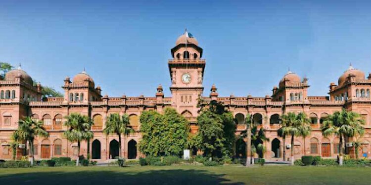 پنجاب یونیورسٹی کی کروڑوں روپے کی بجلی چوری کا انکشاف