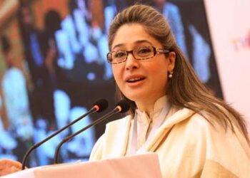 پشاور ہائیکورٹ کا شاندانہ گلزار کو 15 اپریل تک گرفتار نہ کرنے کا حکم