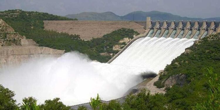 آبی ذخائر کی گرتی سطح اور پانی کی بڑھتی قلت بڑے چیلنج