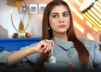 اداکارہ نازش جہانگیر کو گرفتار کرکے عدالت میں پیش کرنے کا حکم