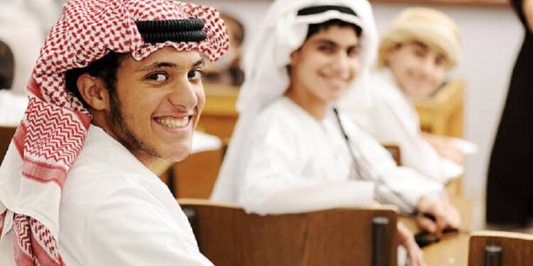 سعودی عرب: عید الفطر پر ملازمین اور طلبہ کیلئے لمبی تعطیلات