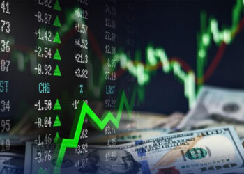 پاکستان اسٹاک ایکسچینج  ایک لاکھ 15 ہزار کی سطح عبور کر گئی، سرمایہ کاروں کا اعتماد مستحکم