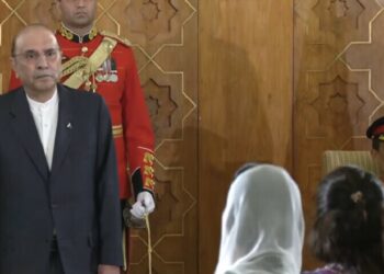 یوم پاکستان: ذوالفقار علی بھٹو سمیت دیگر شخصیات کو قومی اعزازات سے نوازا گیا