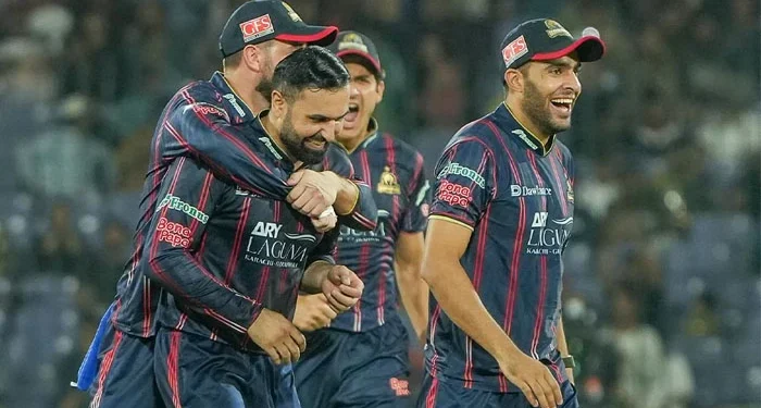 پی ایس ایل 10: کراچی کنگز نے کوئٹہ گلیڈی ایٹرز کو 56 رنز سے شکست دے دی