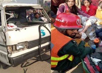 جوہر ٹاؤن میں سکول وین الٹ گئی، 14 بچے شدید زخمی