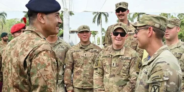 پاک فوج نے کردار، جرات اور قابلیت کی بھرپور صفات کو برقرار رکھا ہے: آرمی چیف