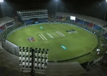 پی ایس ایل میں خالی اسٹیڈیم، عوام کی عدم دل چسپی، بائیکاٹ یا پھر کوئی اور وجہ