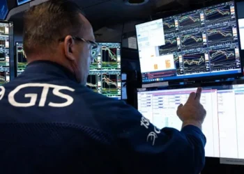 ٹرمپ کی جانب سے ٹیرف میں اضافے کے اعلان پر امریکی اسٹاک مارکیٹ میں شدید مندی