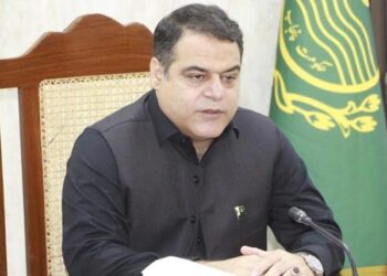 کمشنر کا ہولی فیملی ہسپتال کا دورہ، صفائی بہتر بنانے کی ہدایت