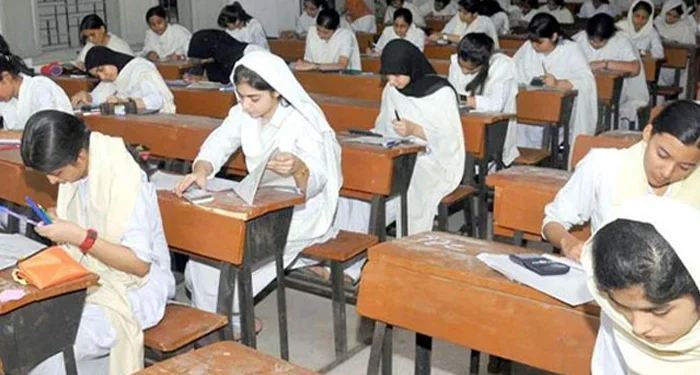 کراچی: 28 اپریل سے شروع ہونیوالے انٹرمیڈیٹ کے امتحانات مؤخر