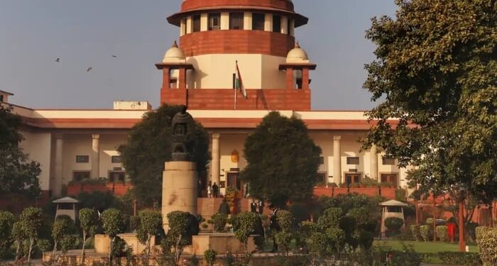 بھارتی سپریم کورٹ نے اردو زبان کے استعمال کیخلاف درخواست مسترد کردی