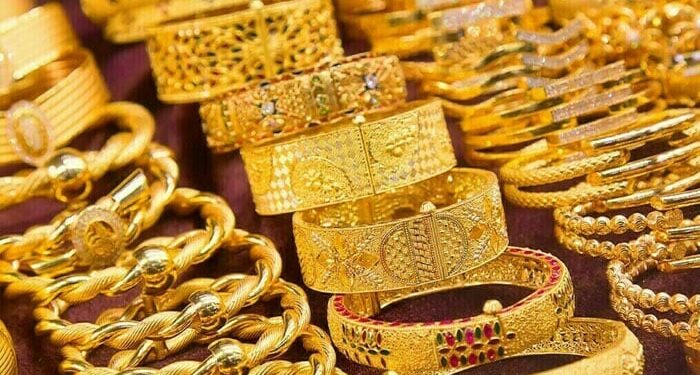 سونے کی قیمت میں حیران کن اضافہ، فی تولہ قیمت نے عوام کے ہوش اڑادیے
