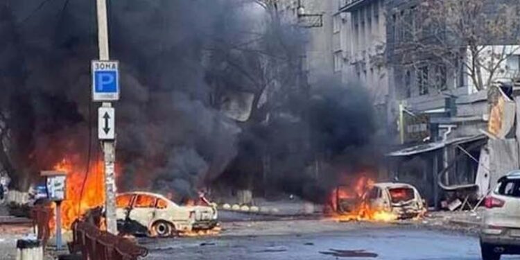 روس کا یوکرینی صدر کے آبائی علاقے پر میزائل حملہ، 6 بچوں سمیت 19افراد ہلاک