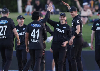 پاکستان کو تیسرے ون ڈے میں بھی شکست، نیوزی لینڈ کا وائٹ واش