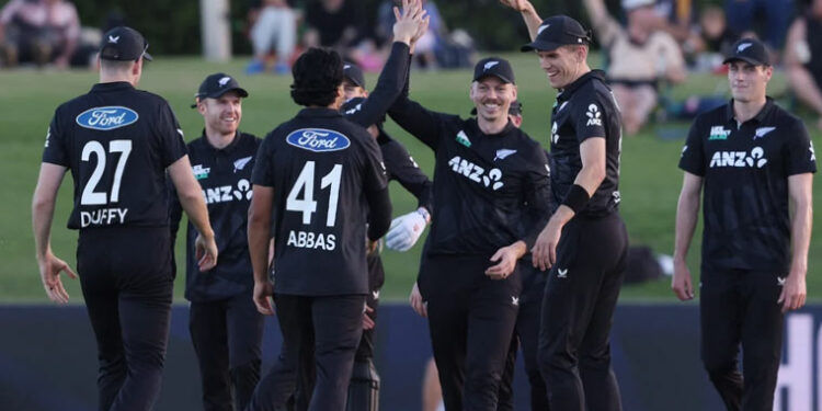 پاکستان کو تیسرے ون ڈے میں بھی شکست، نیوزی لینڈ کا وائٹ واش