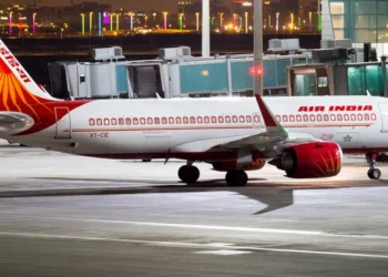 پاکستانی فضائی حدود کی بندش، بھارتی ائیر لائنز کو پروازوں کے رخ موڑنا پڑگئے