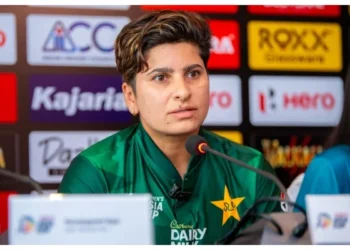 ویمن ٹیم کی سابق کپتان ندا ڈار ذہنی صحت کے مسائل کا شکار، کرکٹ سے بریک لے لی