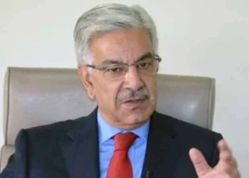 بھارت نےحملہ کیا تو متناسب سے زیادہ جواب دیاجائےگا، وزیردفاع