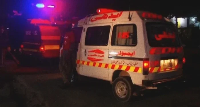 پشاور میں گاڑی پر فائرنگ سے 7 افراد جاں بحق