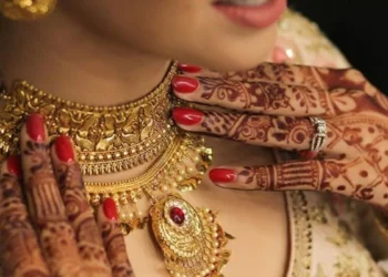 ملک میں سونےکی قیمت نئی ریکارڈ بلندی پر پہنچ گئی