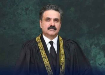 چیف جسٹس یحییٰ آفریدی سےصدرسپریم کورٹ بار میاں رؤف عطا کی ملاقات