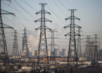 بجلی کی قیمتوں میں کمی عارضی ہے یا مستقل؟ پاور ڈویژن حکام نے بتادیا