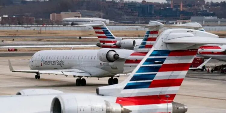 امریکا میں دو طیارے آپس میں ٹکرا گئے، تین اراکین کانگریس بھی سوار تھے