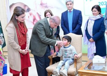 اجتماعی کوششوں سے پولیو وائرس پر قابو پالیں گے، وزیراعظم شہباز شریف