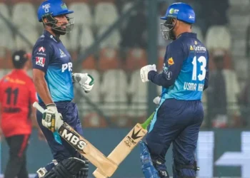 پی ایس ایل 10 میں ملتان سلطانز کی پہلی فتح، لاہور قلندرز کو 33 رنز سے شکست دیدی