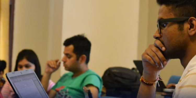 تین سے کم سی جی پی اے لینے والے طلبہ سے ہونہار اسکالر شپ واپس لینے کا فیصلہ