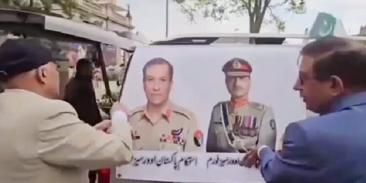 کشمیر کونسل سویڈن کے زیر اہتمام یومِ یکجہتیِ پاکستان و یوم تشکر کا شاندار مظاہرہ