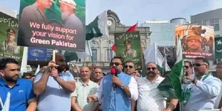 برسلز میں افواج پاکستان سے اظہارِ یکجہتی اور بھارتی جارحیت کیخلاف احتجاج