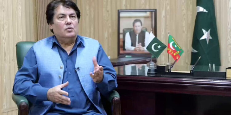 وفاق بجٹ سے پہلے ضم شدہ اضلاع کے فنڈز منتقل کرے: بیرسٹر سیف