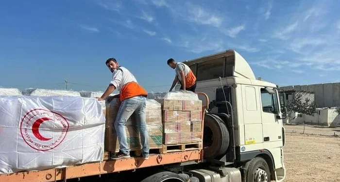 اسرائیل کا غزہ میں محدود پیمانے پر امداد کی فراہمی کیلئے ناکہ بندی ختم کرنے کا فیصلہ