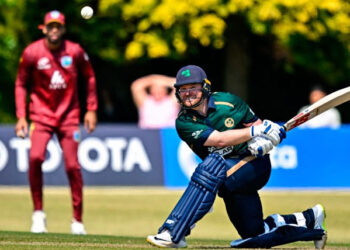 آئرش کرکٹر پال سٹرلنگ نے آئرلینڈ کیلئے نئی تاریخ رقم کر دی