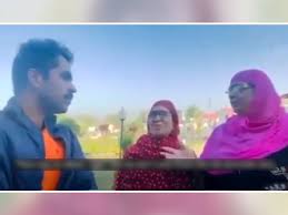 مقبوضہ کشمیر کی خواتین کا کشمیر کو بھارت کا حصہ ماننے اور بھارت کا نعرہ لگانے سے انکار