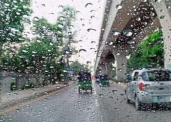 کراچی کے مضافات میں آندھی اور گرج چمک کے ساتھ بارش کا امکان