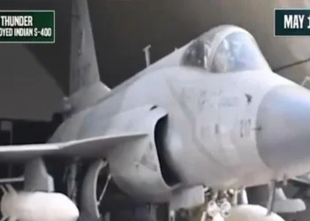 جدید ترین بھارتی دفاعی نظام کو تباہ کرنے کیلئے اڑان بھرنے والے جے ایف 17 تھنڈر کی ویڈیو سامنے آگئی