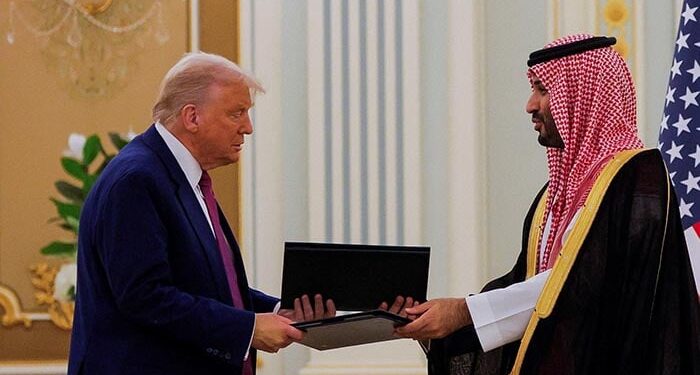 امریکا اور سعودی عرب کے درمیان 142 ارب ڈالر کے دفاعی معاہدوں پر دستخط ہوگئے